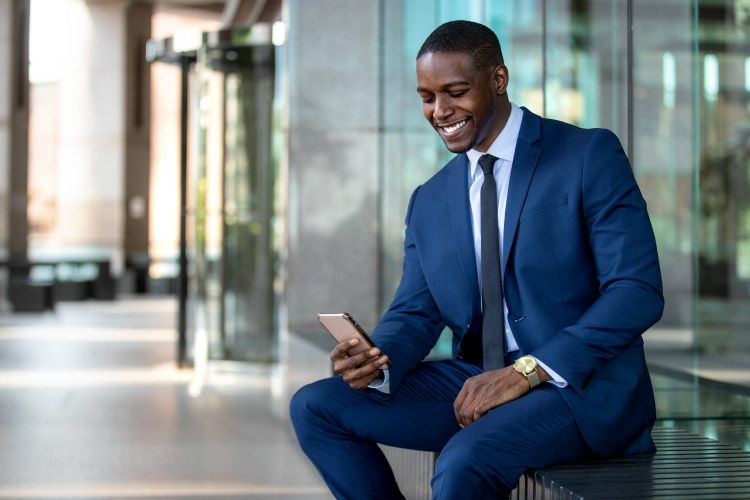 Why Cellular Das Solutions Are Essential For Business Connectivity And Productivity